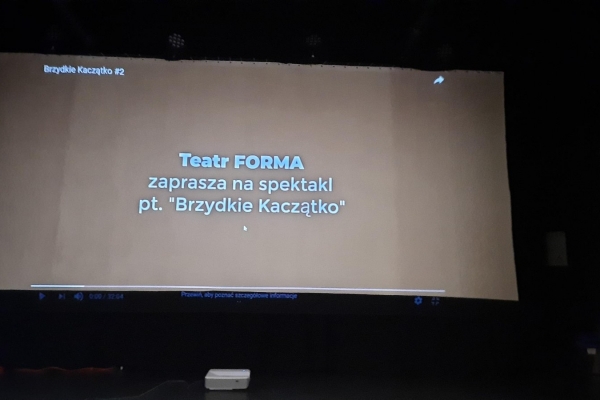 Nazwa teatru wykonującego przedstawienie